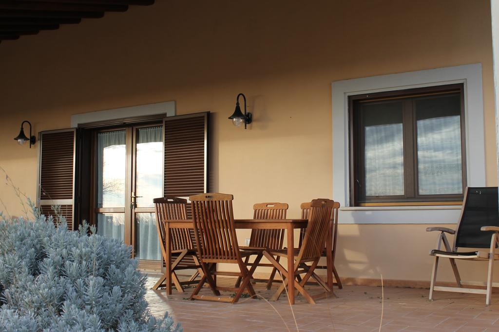Agriturismo Colle D' Oro Pescia Romana Room photo